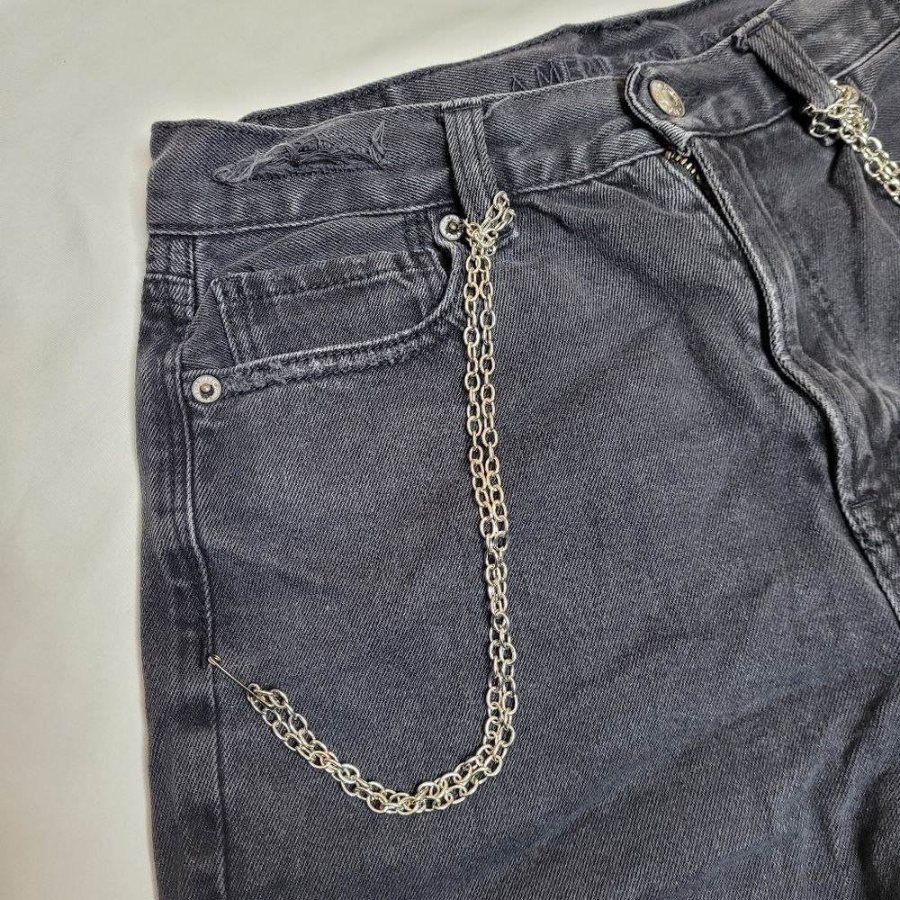 AMERICAN EAGLE black cutoff custom goth‎ chain mom jean shorts 6 - Picture 4 of 11